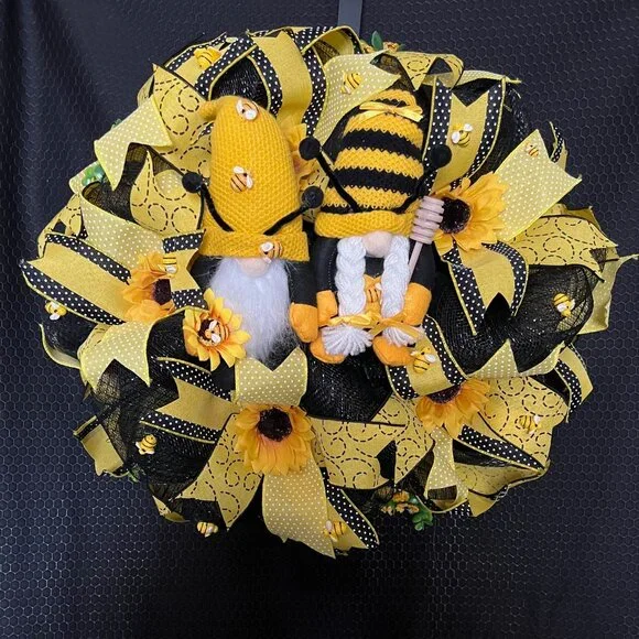 Gnome and Bees Deco Mesh Wreath - Picture 2 of 2